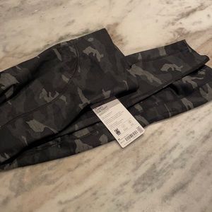 NWT Athleta Camo Leggings
